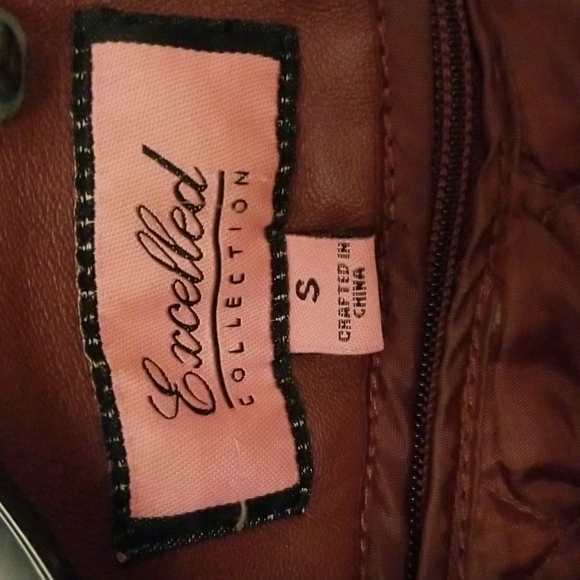 ♥️Deep red leather long coat - Picture 4 of 10